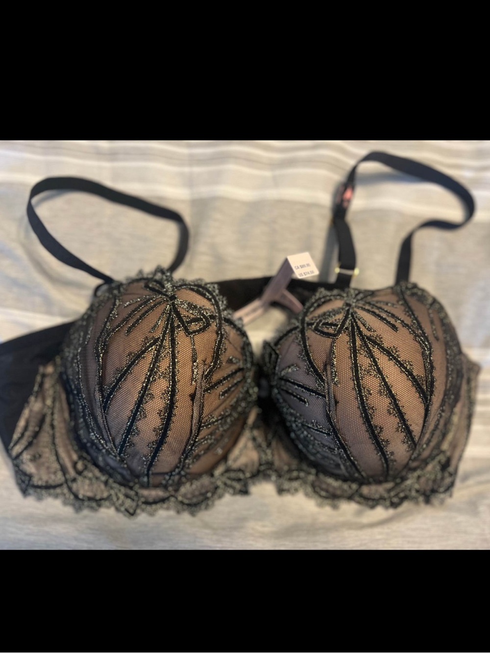 Victorias Secret Lightly Line Demi Bra 38C NWT